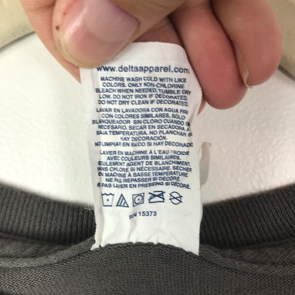 Delta Unapologetically American short sleeve Tee - Picture 6 of 6